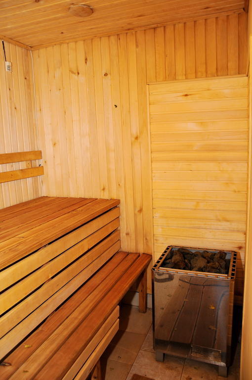Totem Hotel Shymkent Esterno foto