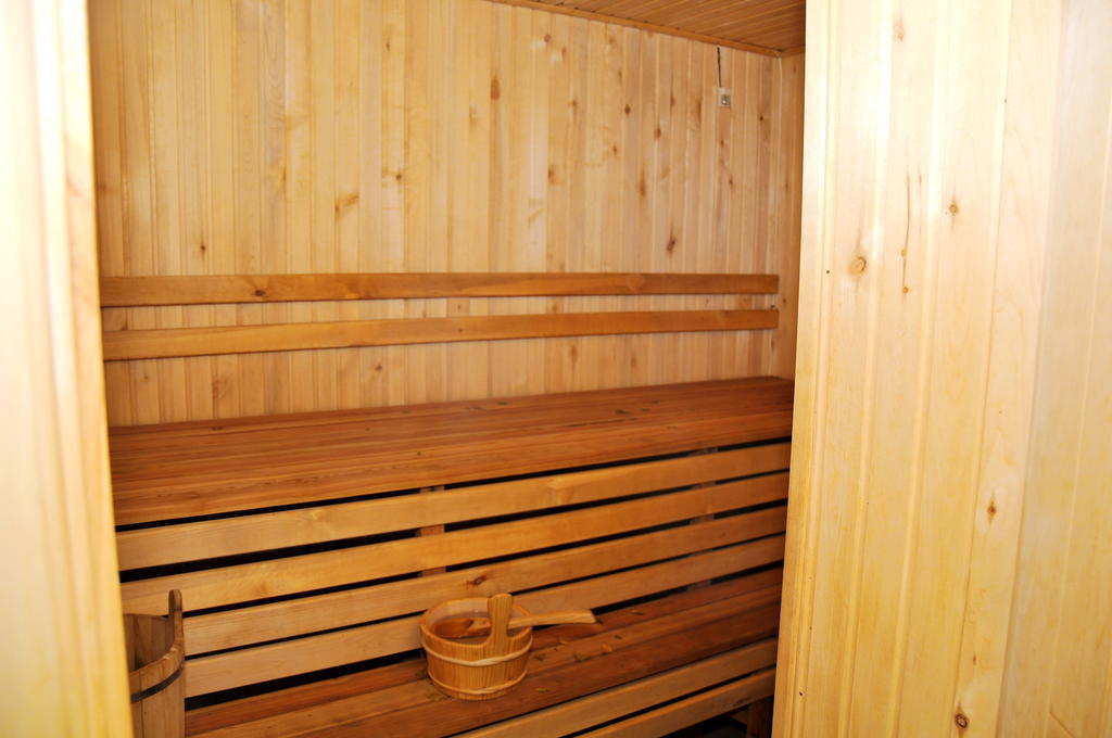 Totem Hotel Shymkent Esterno foto